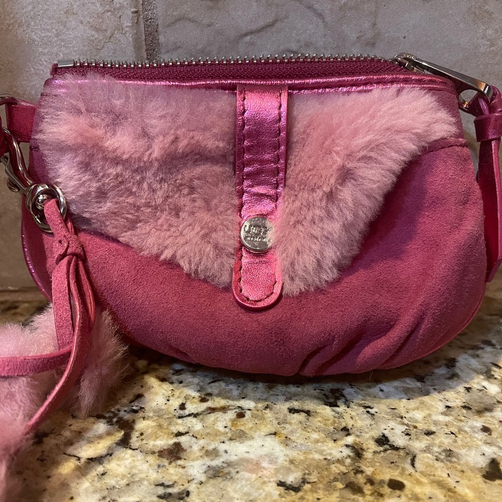 Ugg Wristlet Mauve Pink